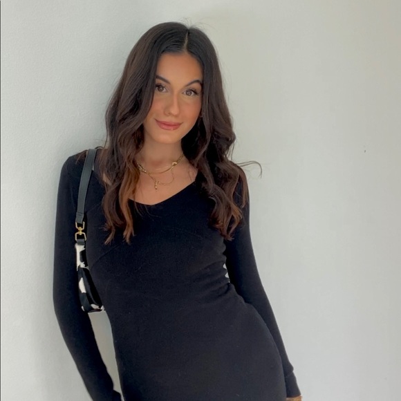 Meet your Posher, Yasamine - Picture 1 of 1